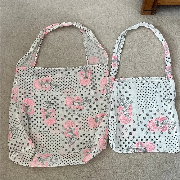 Set of 2 Free People  Tote Bags - Picture 4 of 4